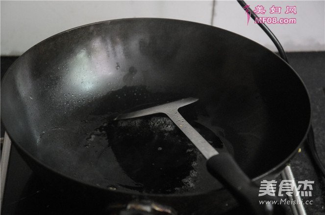 玉米青豆炒胡萝卜粒的做法