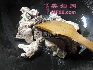 萝卜烧龙骨