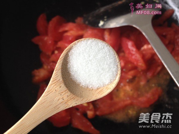 西红柿炒鸡蛋的做法