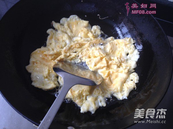 西红柿炒鸡蛋的做法