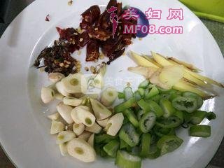 水煮牛肉