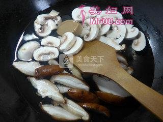 浓汤宝双菇菜芯
