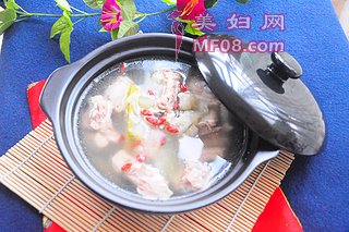 清爽排骨瓠瓜汤的做法步骤：9
