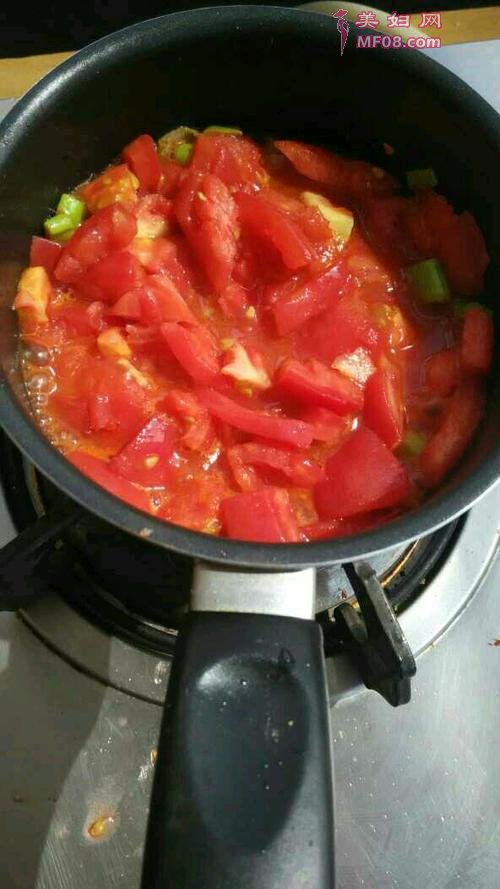 ţ