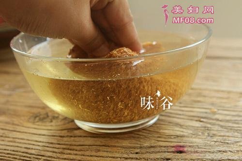 猴头菇猪骨汤的做法