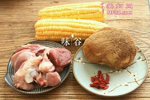 猴头菇猪骨汤的做法