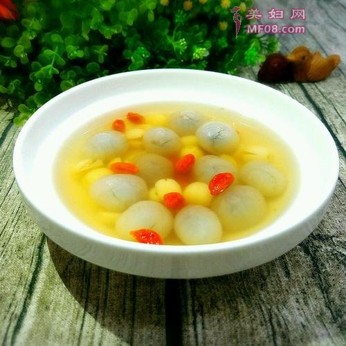 桂圆莲子汤的做法