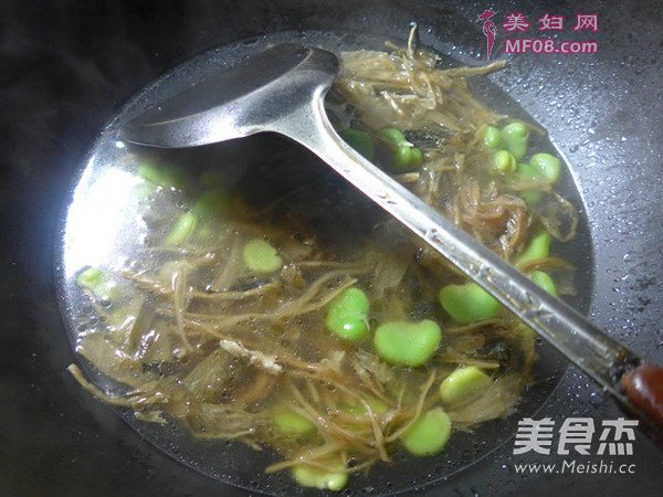 笋干菜蚕豆汤的做法