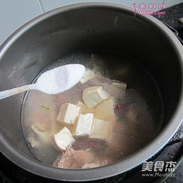 Ѫ