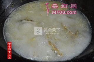 双黄汤（黄刺鱼煮黄花菜汤）