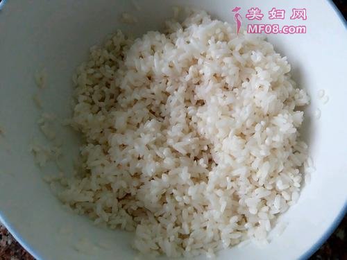 荷叶糯米饭的做法