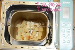 面包糠的做法步骤：2