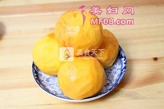 最应季、零添加的黄桃罐头的做法步骤：2