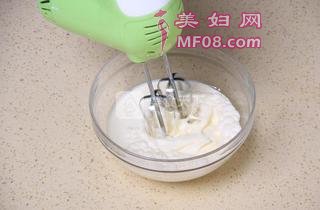 澳门甜品之最——木糠杯的做法步骤：2