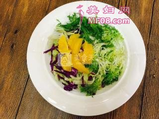“么么”沙拉的做法步骤：2