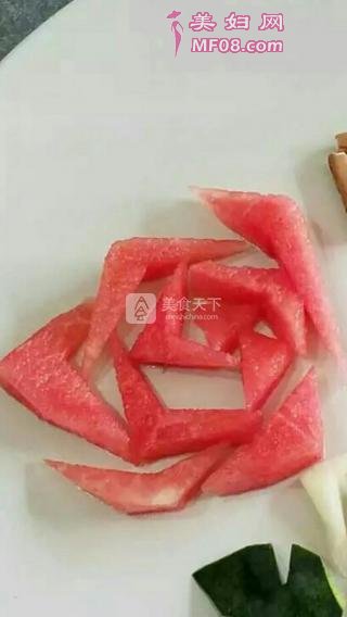 玫瑰的做法步骤：1