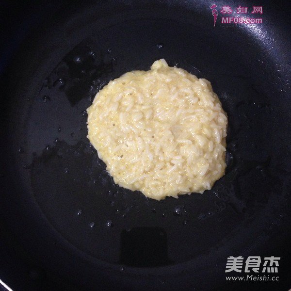 #快速早餐#米饭煎饼的做法
