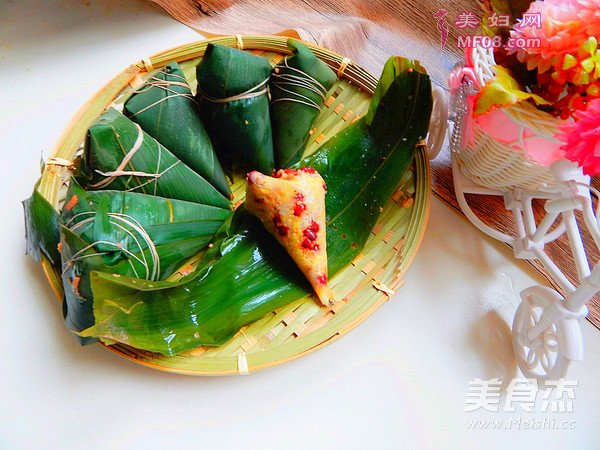 小米红豆粽子的做法