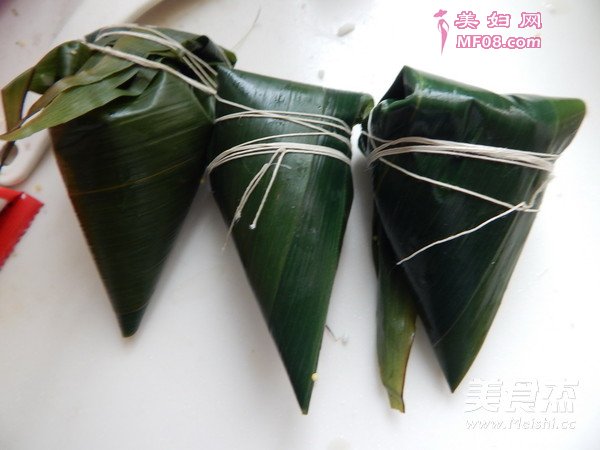 小米红豆粽子的做法