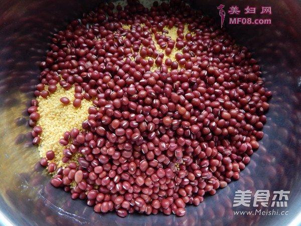 小米红豆粽子的做法