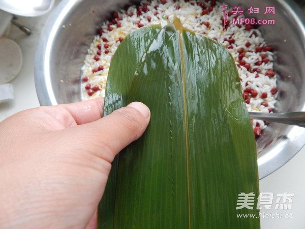 小米红豆粽子的做法