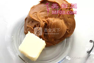 花生酱夹心巧克力