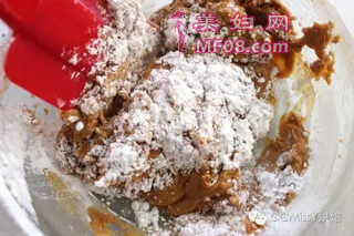 花生酱夹心巧克力