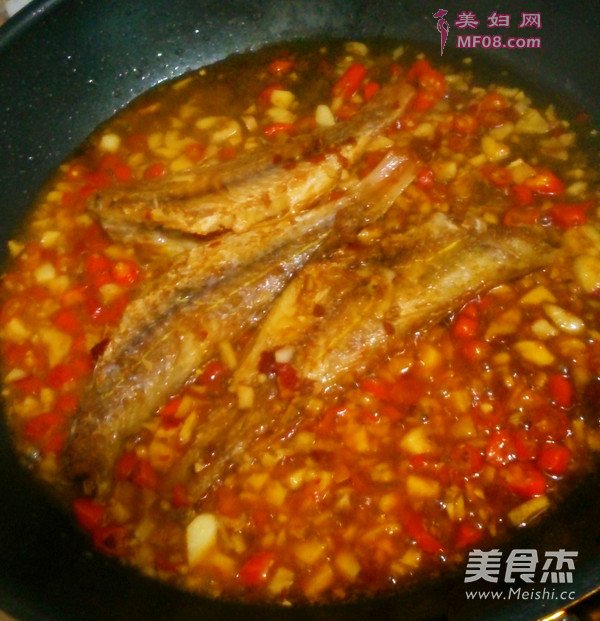 香辣红衫鱼的做法