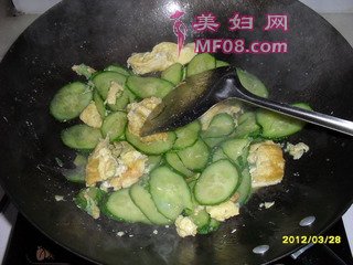 黄瓜炒蛋