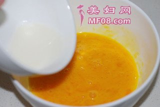 银鱼炒蛋
