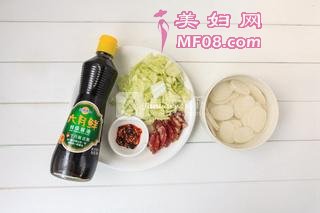 腊肠炒年糕