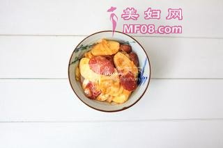 腊肠炒年糕