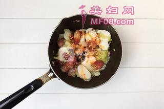 腊肠炒年糕