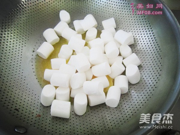 黑芝麻牛轧糖的做法