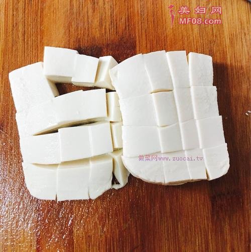 凉拌皮蛋豆腐的做法