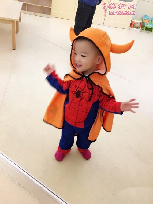 吴所谓万圣节妆容倍显可爱