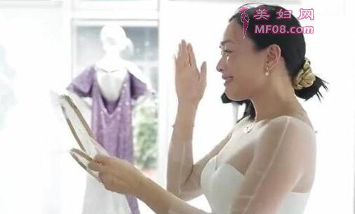 钟丽缇新娘行头曝光 女神感动落泪