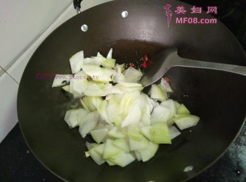 豆豉辣椒炒冬瓜的做法