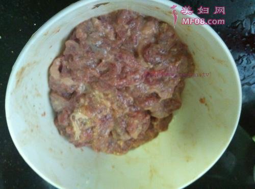 花椰菜炒牛肉的做法