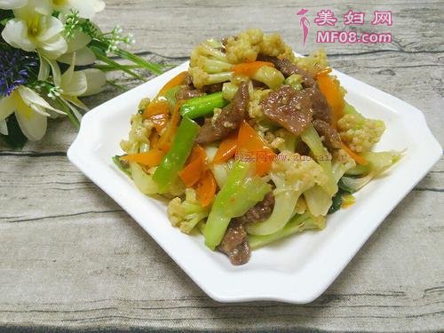 花椰菜炒牛肉的做法