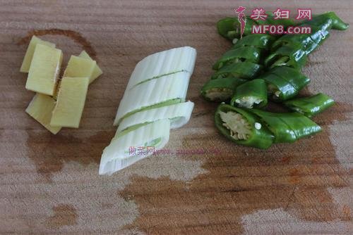 炒小银鱼的做法