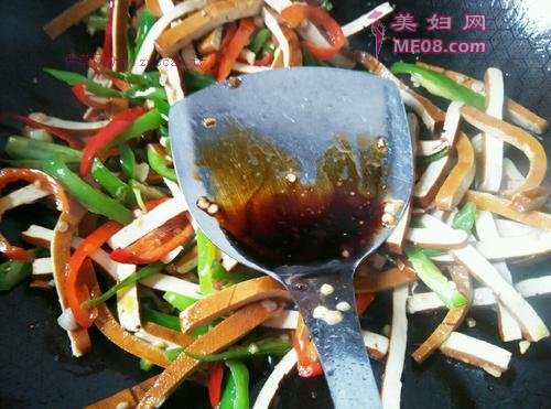辣椒炒豆干的做法