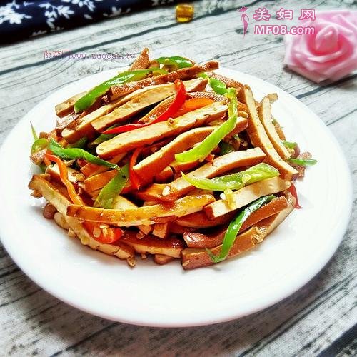 辣椒炒豆干的做法