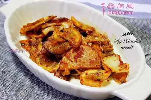辣白菜土豆片的做法