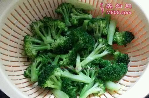  豆豉炝炒西兰花的做法