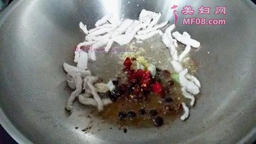  豆豉炝炒西兰花的做法