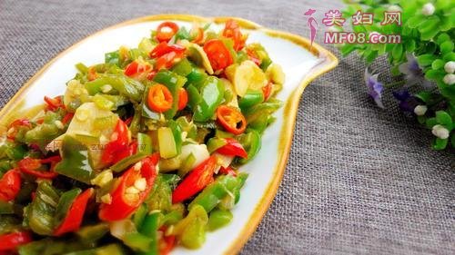 爆炒双椒的做法