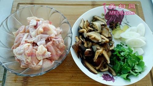 麻辣鸡块的做法