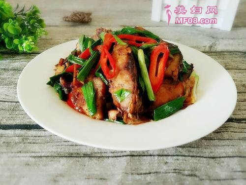 糴