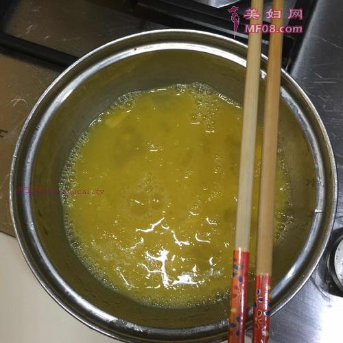 秋葵炒蛋的做法